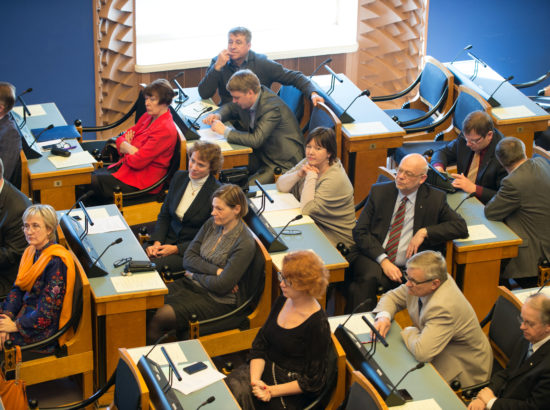 Täiskogu istung 8. aprillil 2014